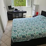 Apartment Your Comfy In Juan-les-pins & Parking