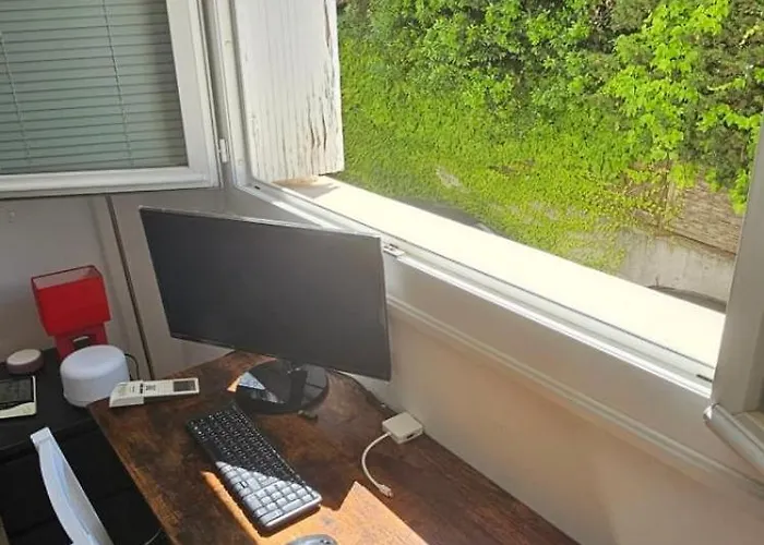 Your Comfy In Juan-les-pins & Parking