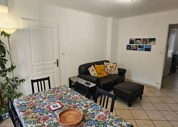 Your Comfy In Juan-les-pins & Parking Antibes