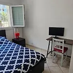 Your Comfy In Juan-les-pins & Parking