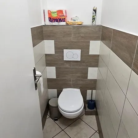 Your Comfy In Juan-les-pins & Parking Apartment